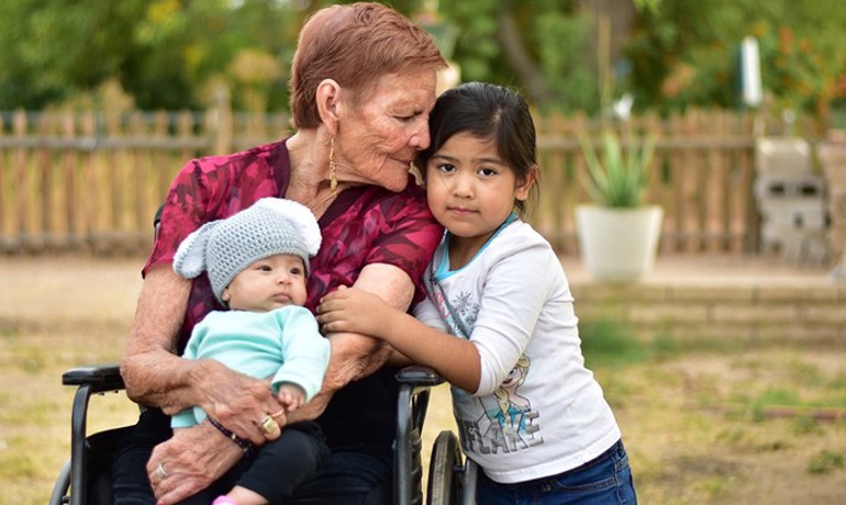 Altagracia Zamora with her grandchildren