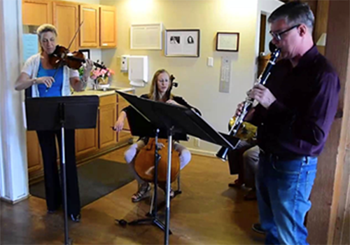Phoenix Symphony visits Gardiner Home